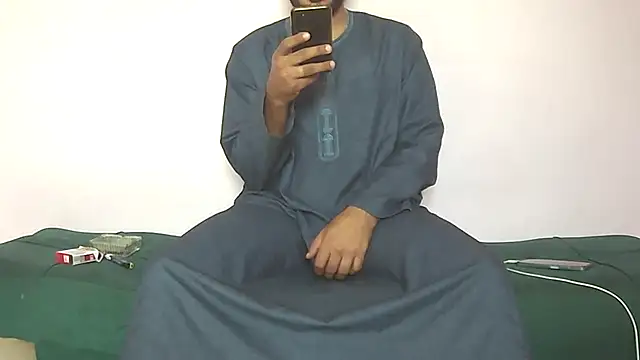 Snapshot of foxsanSs chatting on 10.02.25 foxsanSs online show from 10.02.25