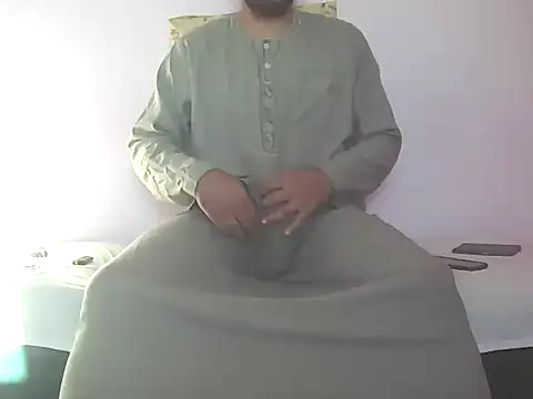 Snapshot of foxsanSs chatting on 10.18.25 foxsanSs online show from 10.18.25