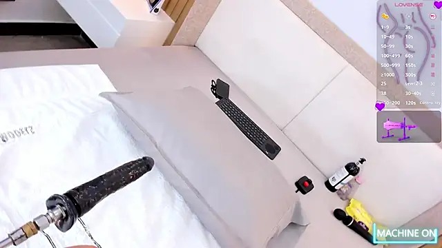 Snapshot of bounce_katty chatting on 02.06.26 bounce katty online show from 02.06.26