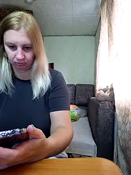 BustyBlond online show from 10.10.25