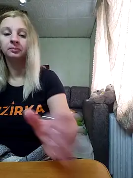 BustyBlond online show from 10.17.25