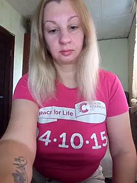 BustyBlond online show from 11.14.25