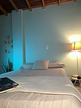 GabriSaenz online show from 03.16.25