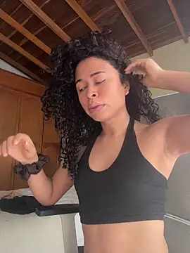 GabriSaenz online show from 02.21.26