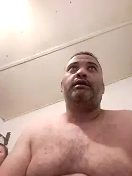 Snapshot of LoveDoves chatting on 11.16.25 LoveDoves online show from 11.16.25