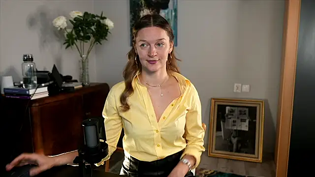 Special    online show from 12.22.24