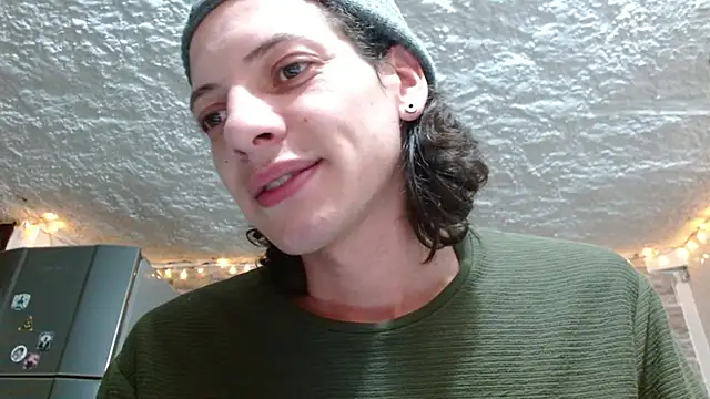 Snapshot of omar_alurba chatting on 09.23.25 omar alurba online show from 09.23.25