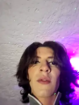 Snapshot of omar_alurba chatting on 11.05.25 omar alurba online show from 11.05.25