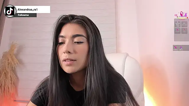 Snapshot of Alexandra_ra chatting on 07.24.26 Alexandra ra online show from 07.24.26