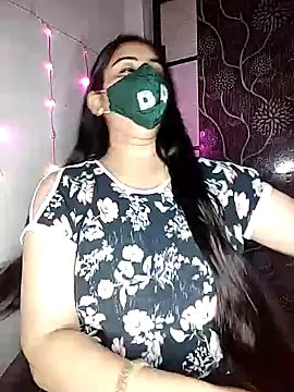 Snapshot of Nisha_candy chatting on 03.16.26 Nisha candy online show from 03.16.26