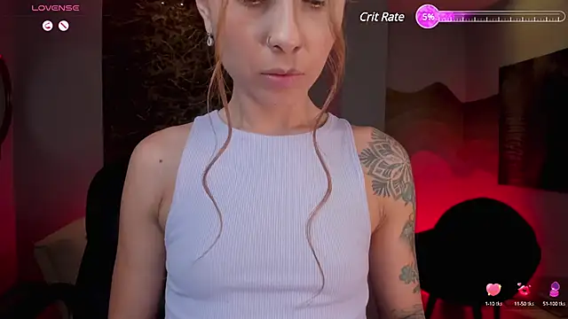 Snapshot of ErikaBenz_ chatting on 02.17.25 ErikaBenz online show from 02.17.25
