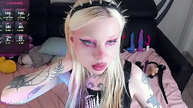 Snapshot of HelenGoat chatting on 12.06.24 HelenGoat online show from 12.06.24