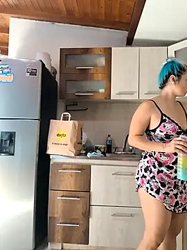 Snapshot of shelby_kutter chatting on 09.25.25 shelby kutter online show from 09.25.25