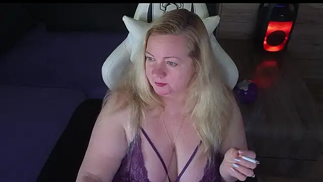 Snapshot of MolligSpielle chatting on 03.02.26 MolligSpielle online show from 03.02.26