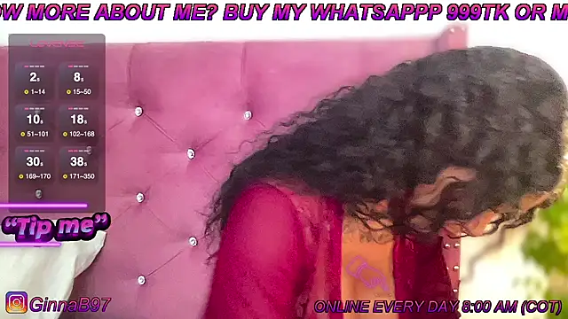 Snapshot of GinnaBolton chatting on 01.15.25 GinnaBolton online show from 01.15.25