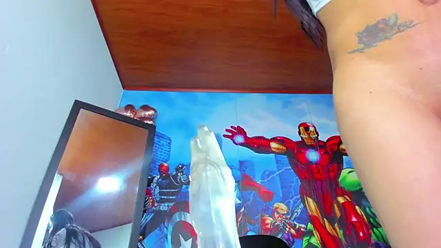 Snapshot of Anne_Robert chatting on 01.07.25 Anne Robert online show from 01.07.25