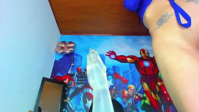 Snapshot of Anne_Robert chatting on 02.04.25 Anne Robert online show from 02.04.25