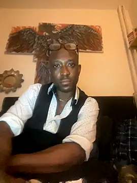 Snapshot of KingB8r chatting on 09.28.25 KingB8r online show from 09.28.25