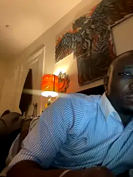 Snapshot of KingB8r chatting on 10.22.25 KingB8r online show from 10.22.25