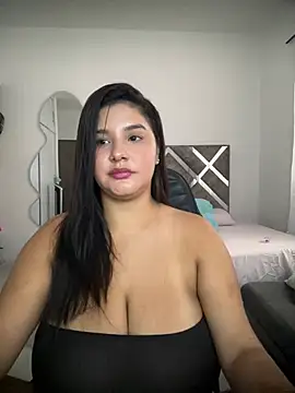 Snapshot of ValleryParker chatting on 02.03.26 ValleryParker online show from 02.03.26