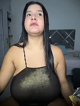 Snapshot of ValleryParker chatting on 02.14.26 ValleryParker online show from 02.14.26