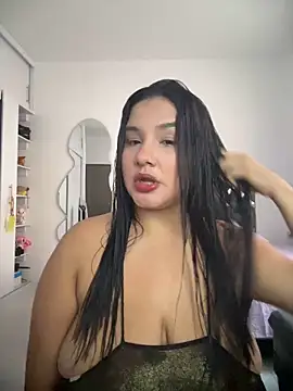 Snapshot of ValleryParker chatting on 02.17.26 ValleryParker online show from 02.17.26