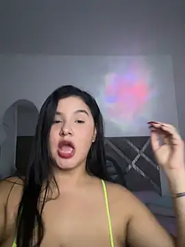 Snapshot of ValleryParker chatting on 03.03.26 ValleryParker online show from 03.03.26