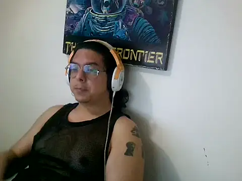 dancingbear14 online show from 05.27.26