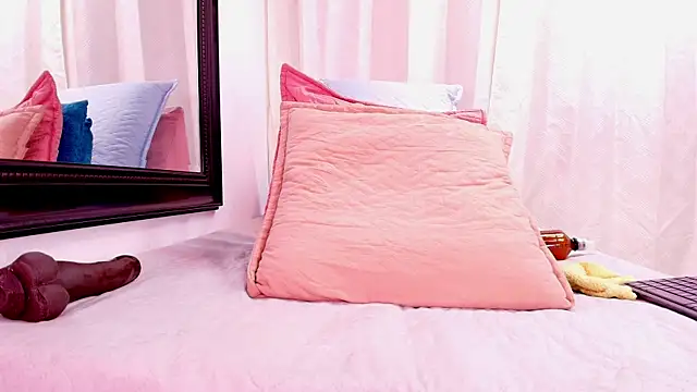 danna berlin  online show from 02.12.25