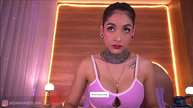 Snapshot of danna_berlin_ chatting on 02.09.26 danna berlin online show from 02.09.26