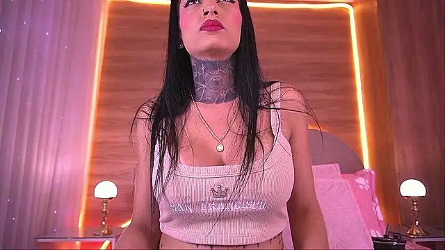 Snapshot of danna_berlin_ chatting on 02.19.26 danna berlin online show from 02.19.26