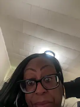 Goddesskarisma online show from 12.17.25