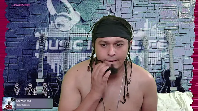 chino roz online show from 12.12.24