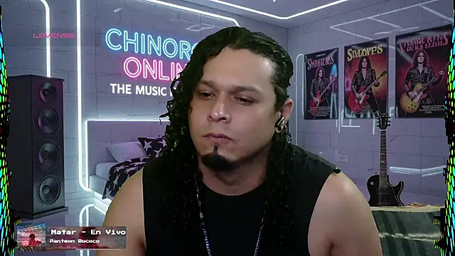 Snapshot of chino_roz chatting on 10.06.25 chino roz online show from 10.06.25