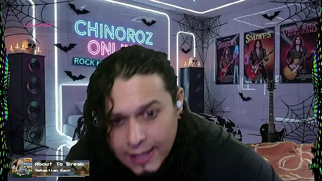 Snapshot of chino_roz chatting on 10.26.25 chino roz online show from 10.26.25