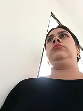 Snapshot of Latina_sexy1 chatting on 10.13.25 Latina sexy1 online show from 10.13.25