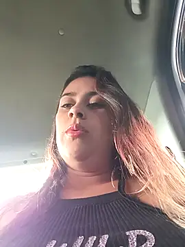 Snapshot of Latina_sexy1 chatting on 10.14.25 Latina sexy1 online show from 10.14.25