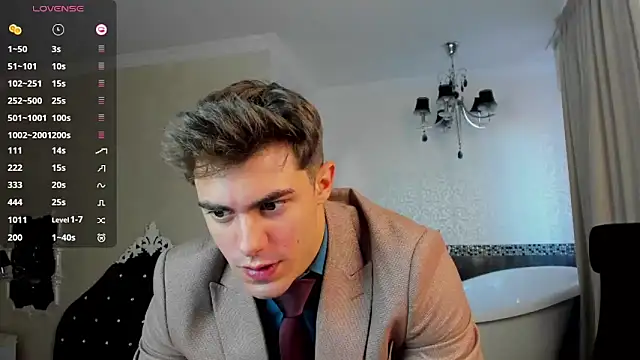 Snapshot of WilsonJules chatting on 11.02.25 WilsonJules online show from 11.02.25