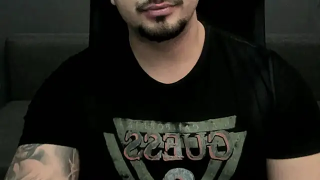 Snapshot of TonyWilcox chatting on 01.18.25 TonyWilcox online show from 01.18.25