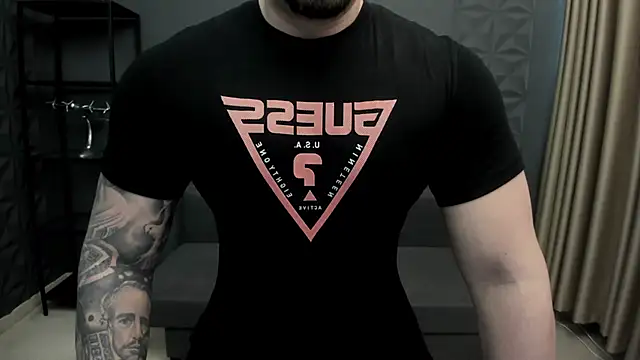 Snapshot of TonyWilcox chatting on 01.19.25 TonyWilcox online show from 01.19.25