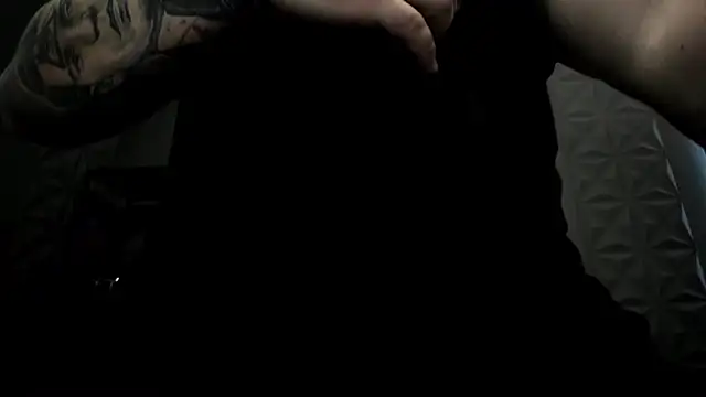 Snapshot of TonyWilcox chatting on 01.27.25 TonyWilcox online show from 01.27.25