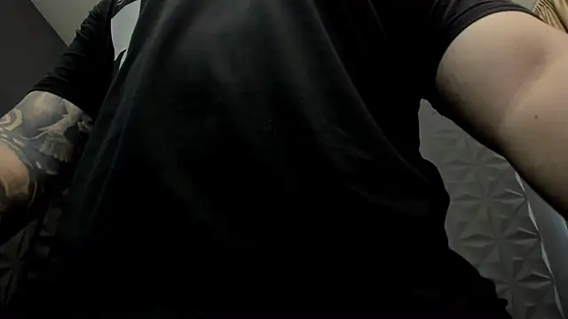 Snapshot of TonyWilcox chatting on 02.09.25 TonyWilcox online show from 02.09.25