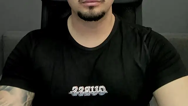 Snapshot of TonyWilcox chatting on 02.17.25 TonyWilcox online show from 02.17.25