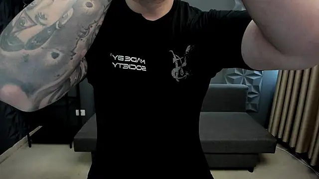 Snapshot of TonyWilcox chatting on 02.22.25 TonyWilcox online show from 02.22.25