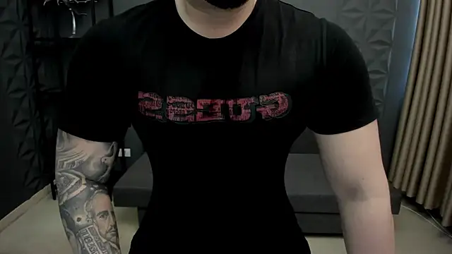 Snapshot of TonyWilcox chatting on 02.23.25 TonyWilcox online show from 02.23.25