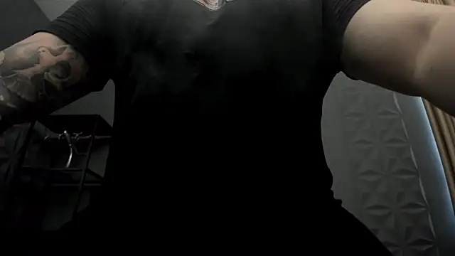 Snapshot of TonyWilcox chatting on 02.26.25 TonyWilcox online show from 02.26.25