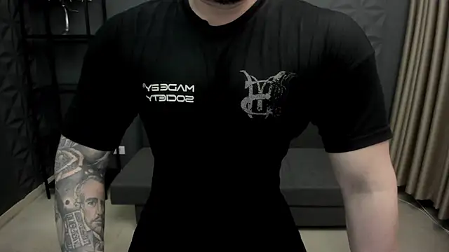 Snapshot of TonyWilcox chatting on 03.13.25 TonyWilcox online show from 03.13.25