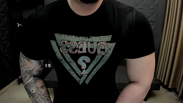 Snapshot of TonyWilcox chatting on 03.17.25 TonyWilcox online show from 03.17.25