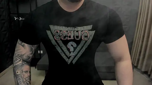 Snapshot of TonyWilcox chatting on 03.17.25 TonyWilcox online show from 03.17.25