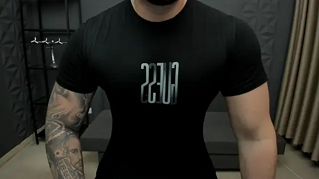 Snapshot of TonyWilcox chatting on 10.21.25 TonyWilcox online show from 10.21.25